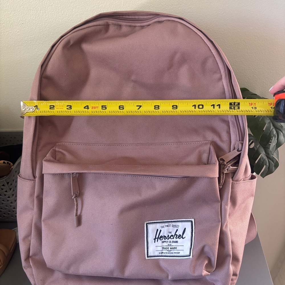 Herschel Supply Company backpack in mauve pink - Picture 2 of 10